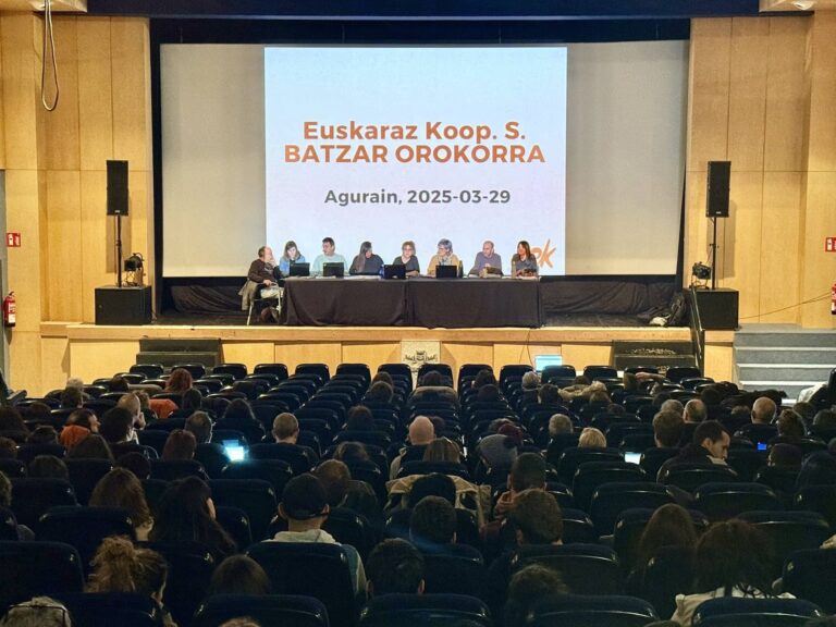AEKren Nazio Batzarra Aguraingo Harresi Aretoan (AEK) 20250329