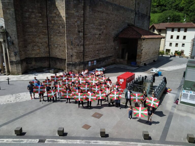 Ataungo Gure Eskuk ekainaren 7ko mobilizazioa babestu du 20250519