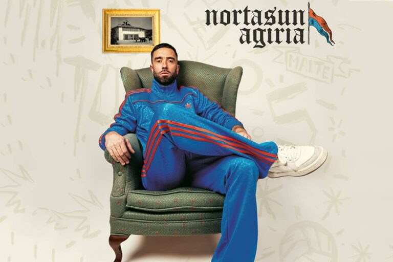 Zuhaitz Gurrutxaga Nortasun agiria izeneko bere bakarrizketaren azalean 20250901