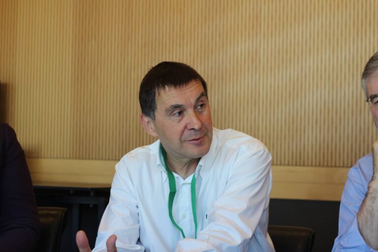 Arnaldo Otegi (Sinn Féin) 20160423