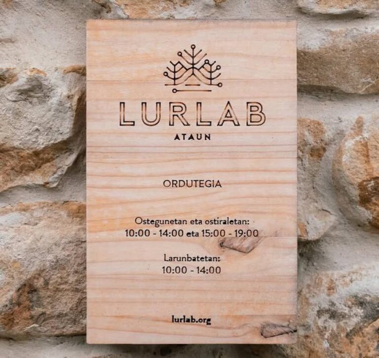 Ataungo LURLAB espazioaren ordutegia zehazten duen taula (LURLAB) 20260119