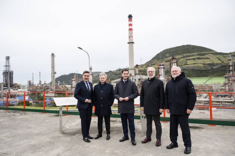 Imanol Pradales eta Mikel Jauregi Petronorrek Muskizen duen findegian (Irekia) 20260126